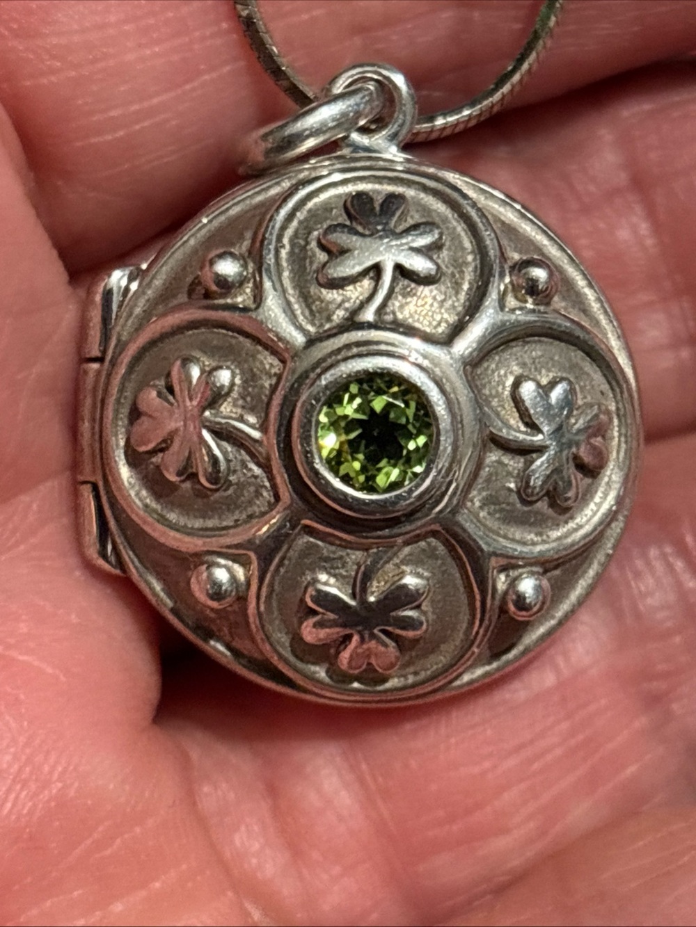 Unique Vintage Silver925 Clover Locket Necklace with Green Stone - Picture 1 of 8